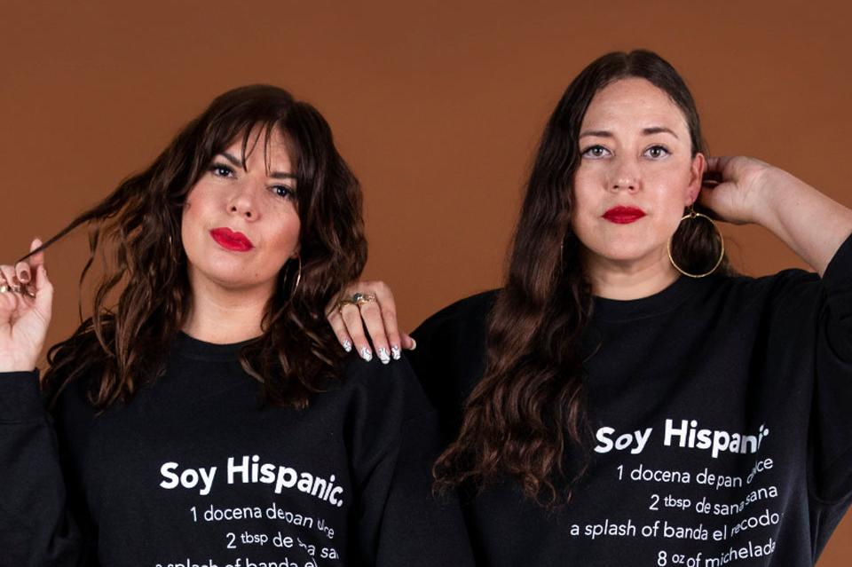 Soy Hispanic Crewneck in Black