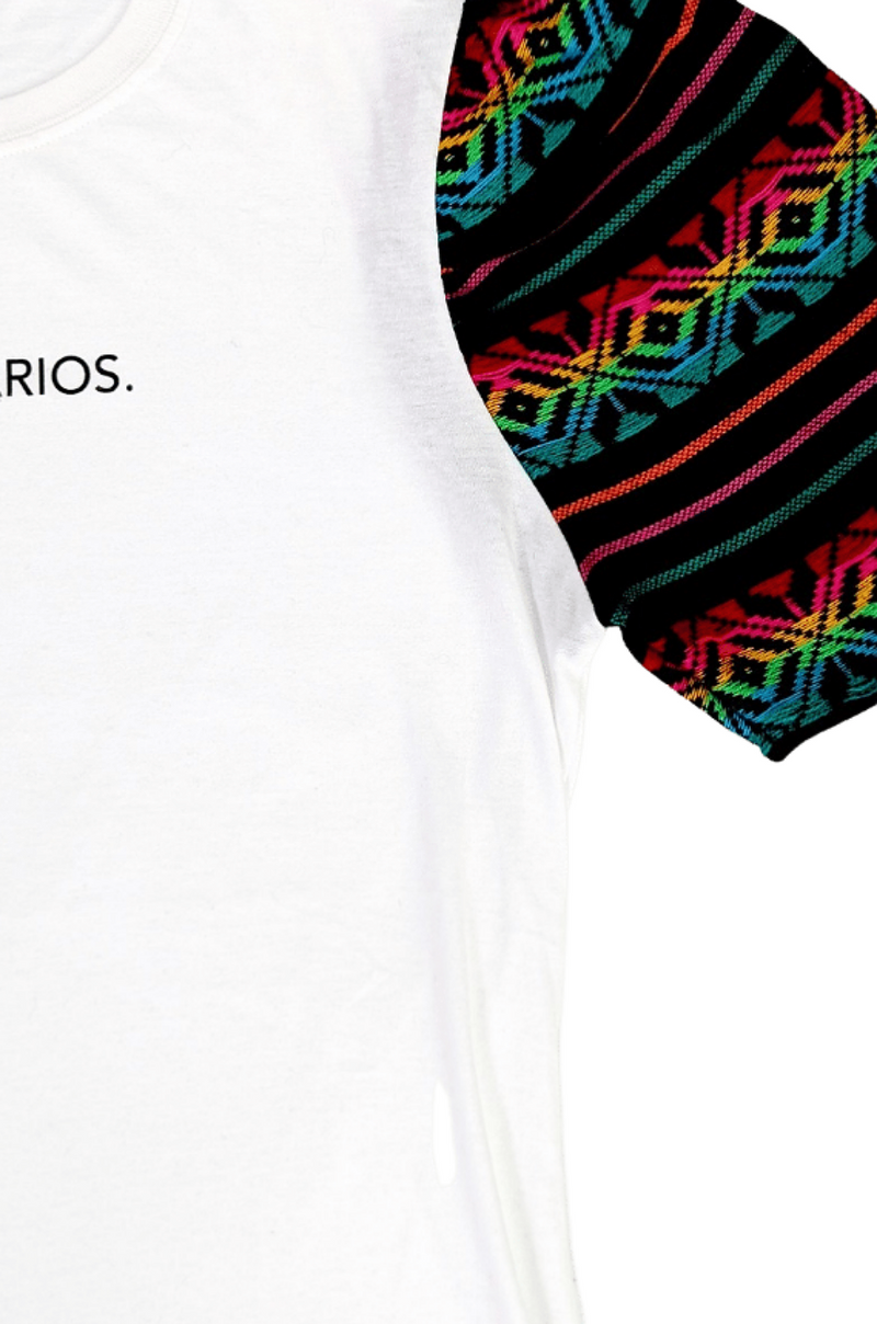 Sarape Con Ovarios. T-shirt
